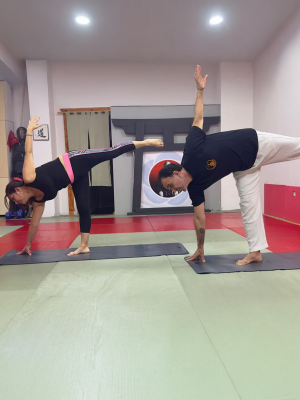 durus bozuklugu ve bel boyun agrilarina yaklasim nergiz yoga dersi